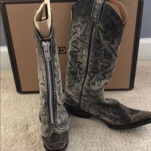 EUC Stetson ladies zip up cowboy boots size 7.5